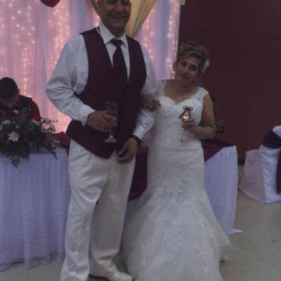 Meet your Posher, Juan - Picture 1 of 1